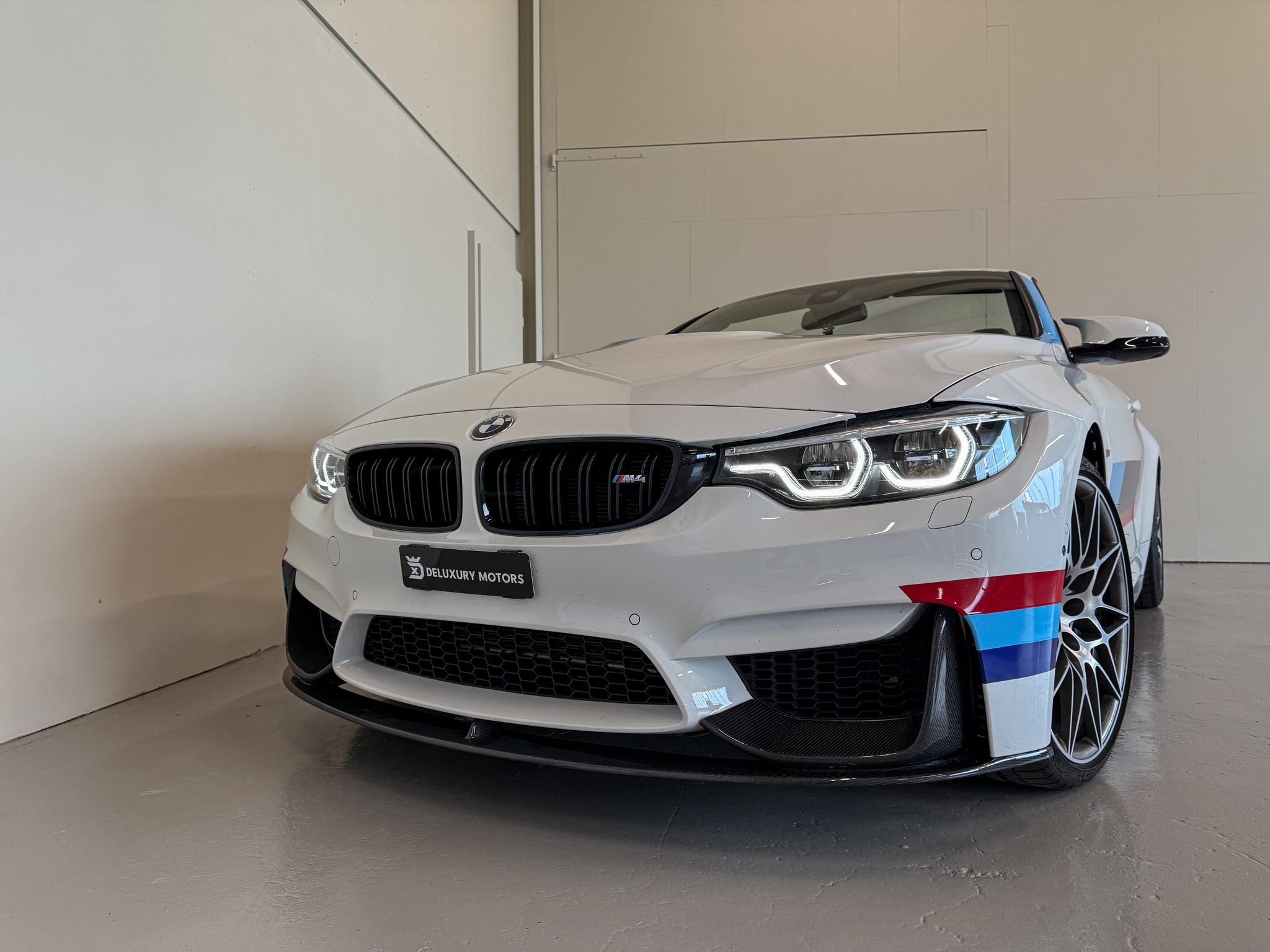 BMW M4 F83 Carbon Kit - Deluxury Motors