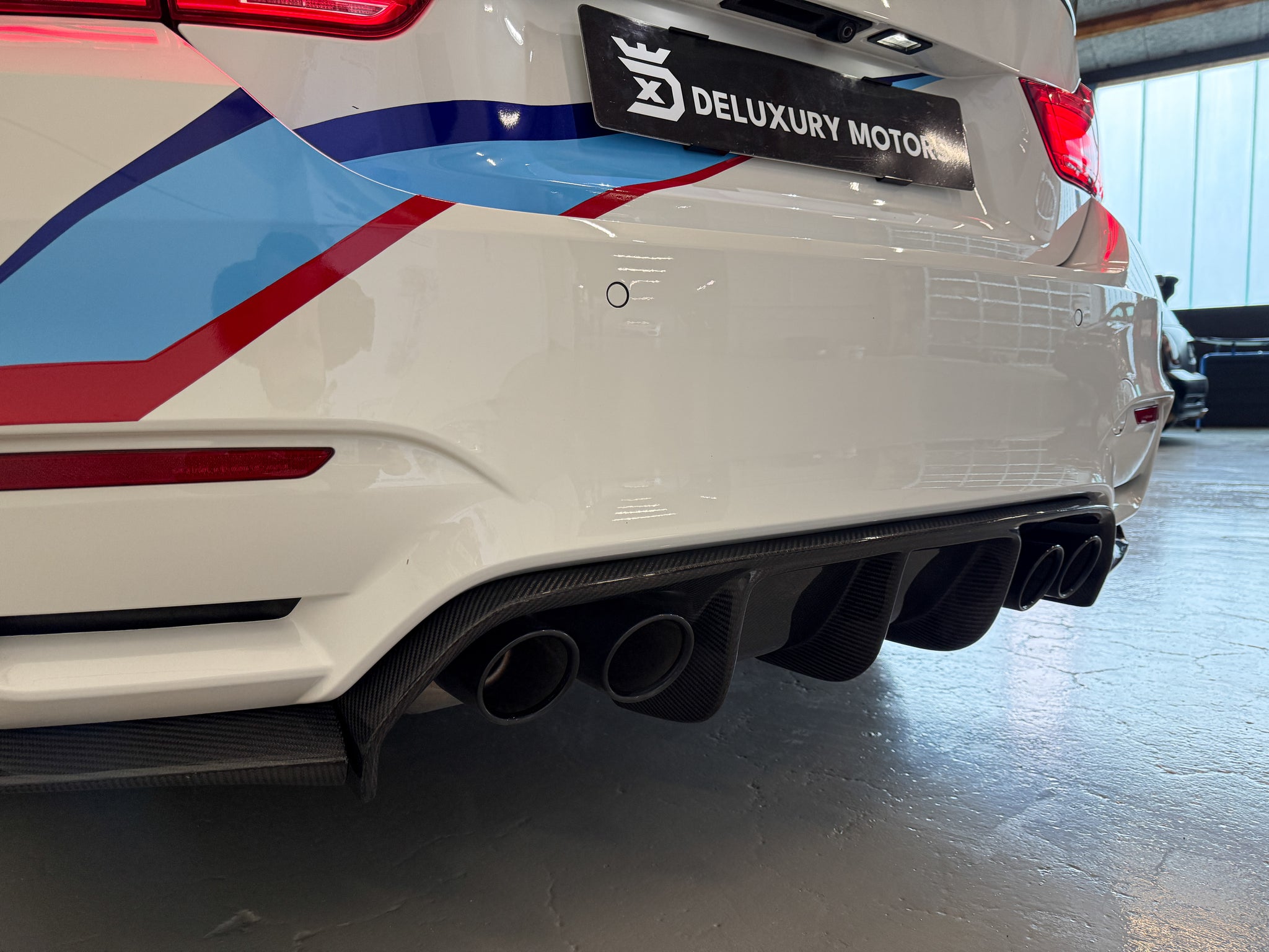 BMW M4 F83 Carbon Kit - Deluxury Motors