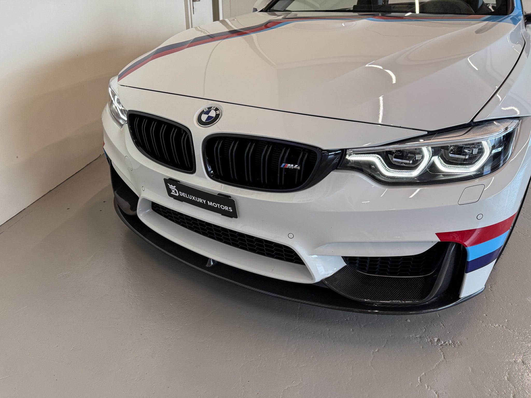 BMW M4 F83 Carbon Kit - Deluxury Motors