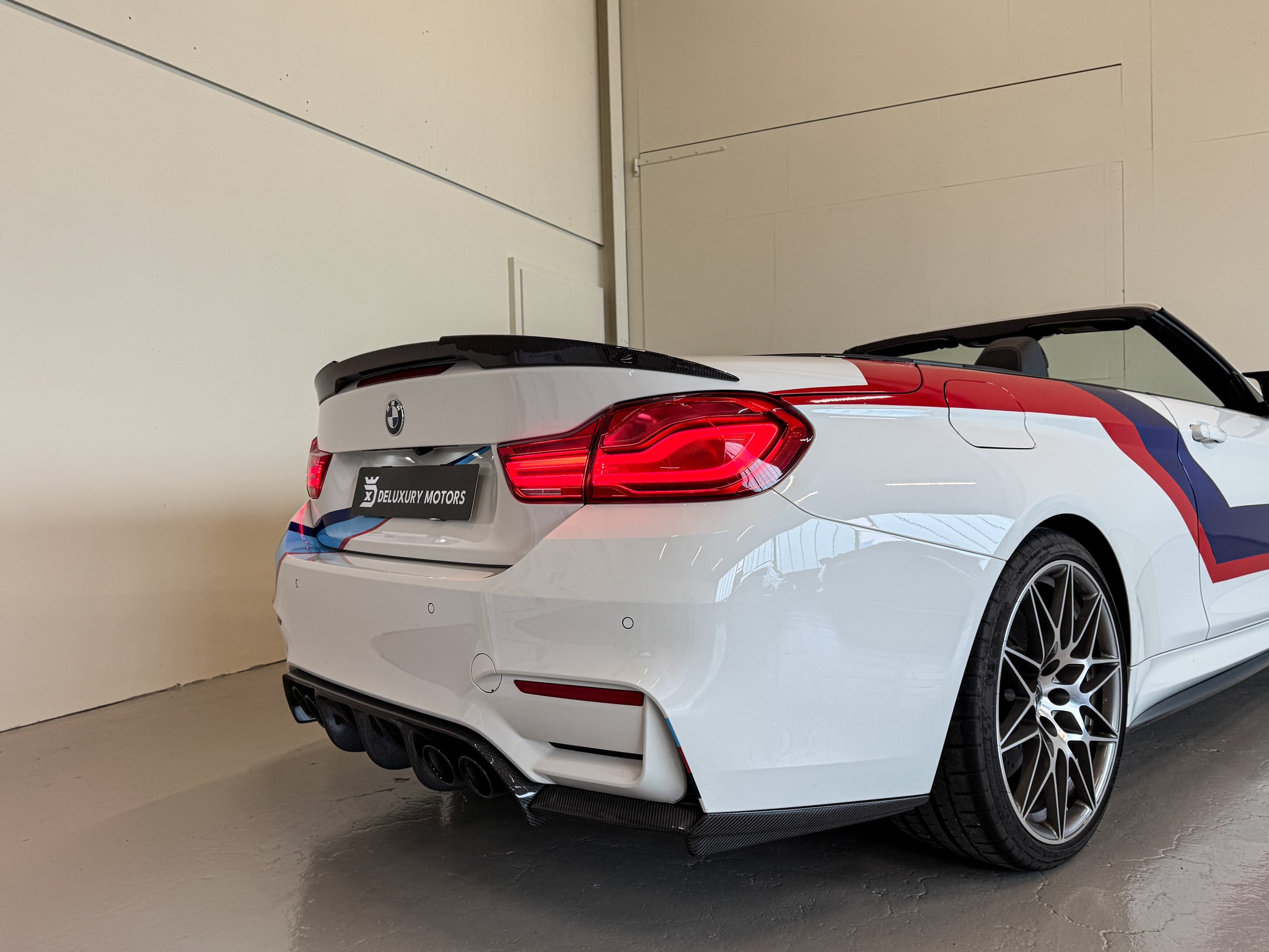 BMW M4 F83 Carbon Kit - Deluxury Motors