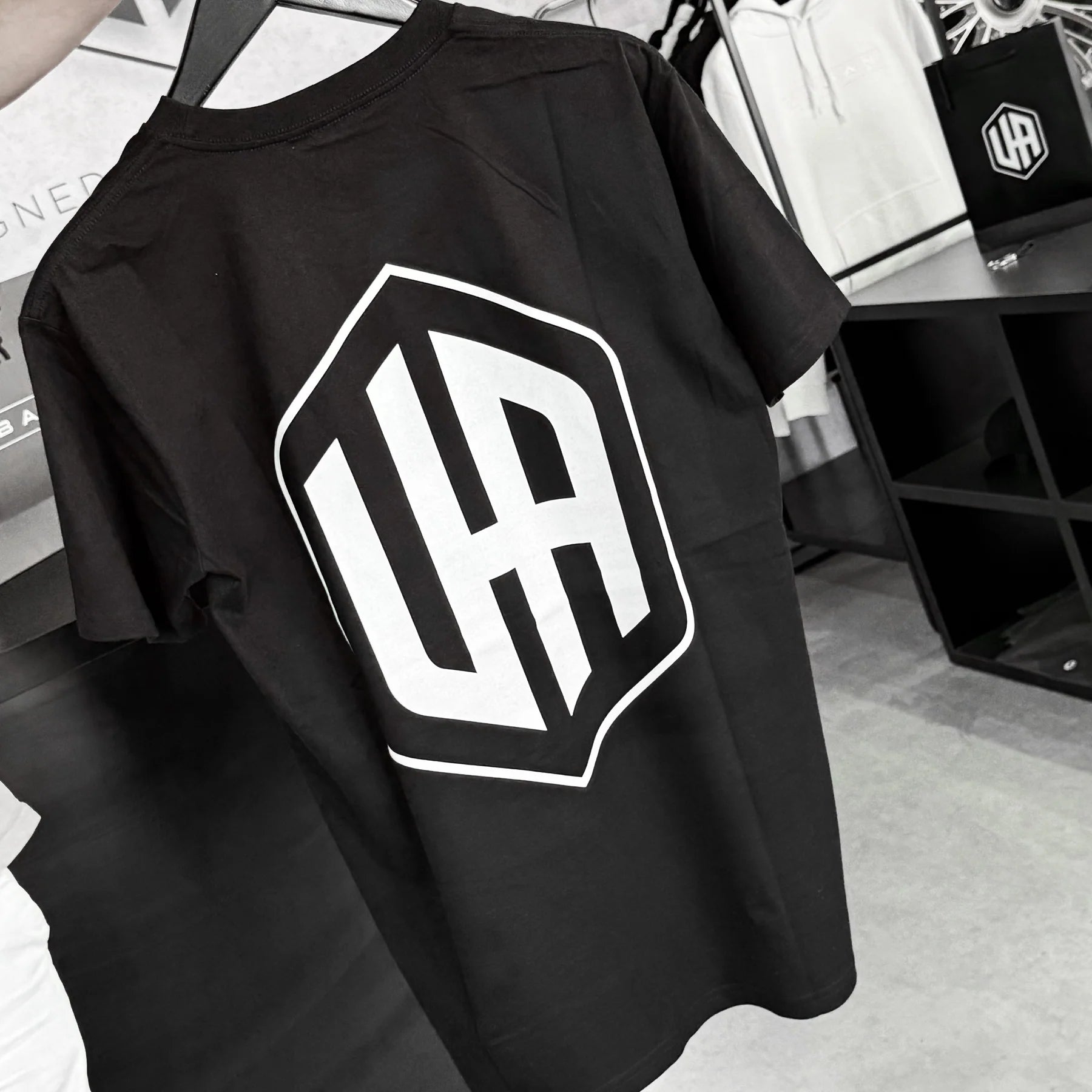URBAN Tshirt UA Black
