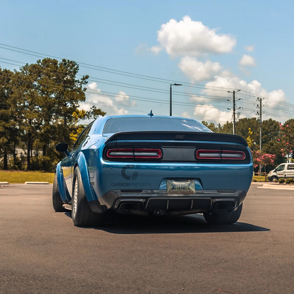 Dodge Challenger Hellcat Carbon Heckdiffusor