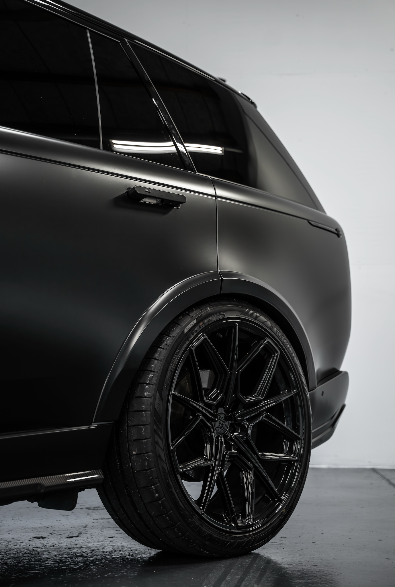 Range Rover L460 URBAN Widebody Kit - Deluxury Motors
