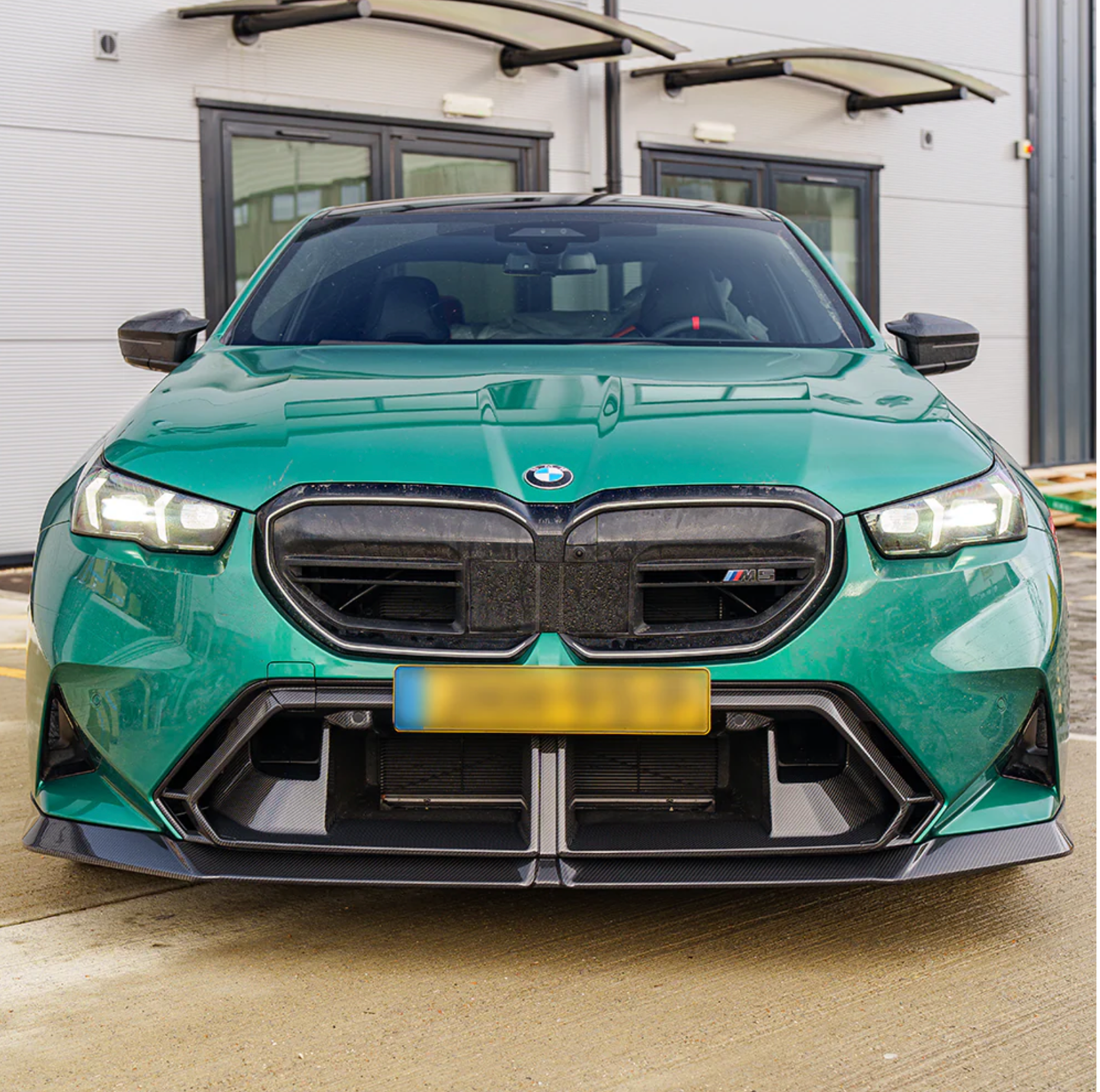 BMW G90 M5 - Frontabdeckung Carbon