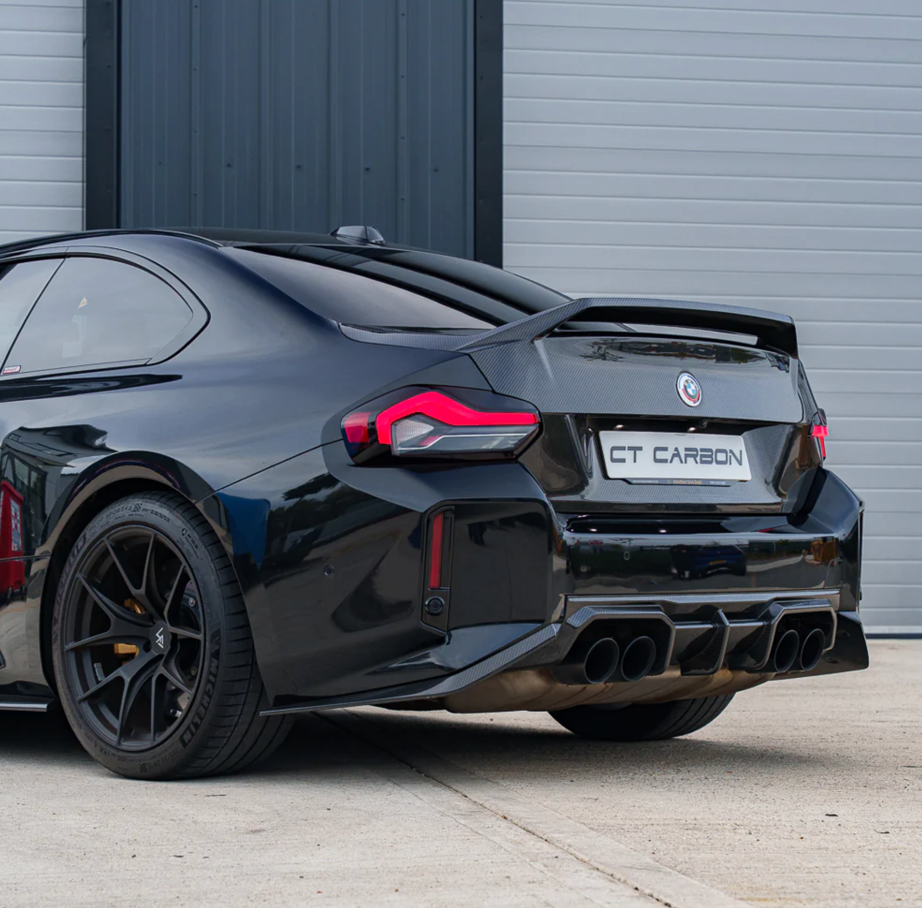 BMW M2 G87 & G42 Carbon Heckklappe mit Spoiler - CT Design