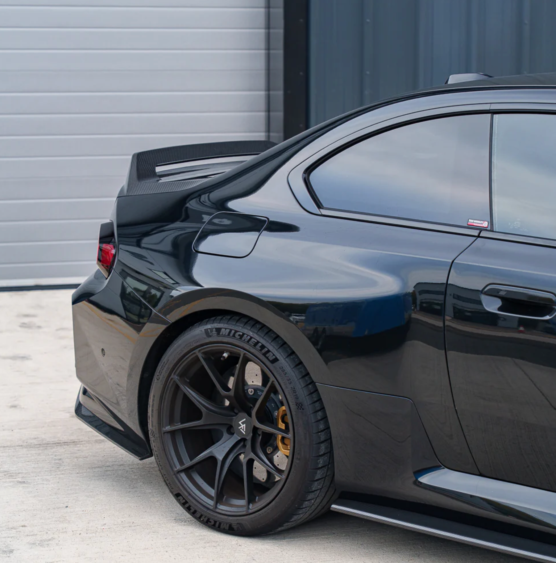 BMW M2 G87 & G42 Carbon Heckklappe mit Spoiler - CT Design