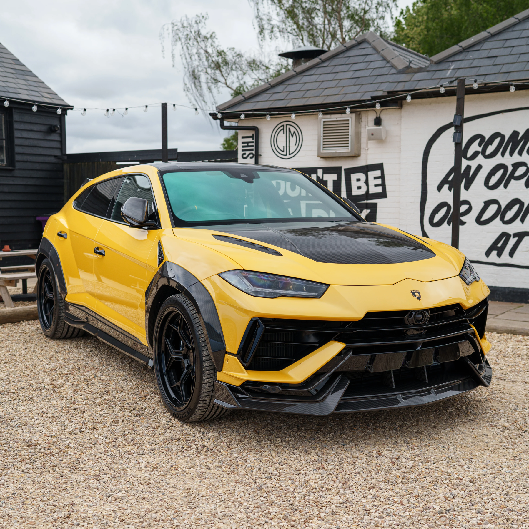 Lamborghini Urus Performante & S Carbon Kotflügelverbreiterungen - CT Design