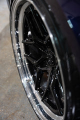 BMW M3/M4 G8x M-W 1.2 Two Piece 20"/21" - Gloss Black Felgen