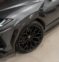 Lamborghini Urus Carbon Kotflügelverbreiterungen - CT Design