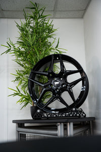 BMW 4er G22/G23/G26 M-W1 19" - Precision Black Felgen