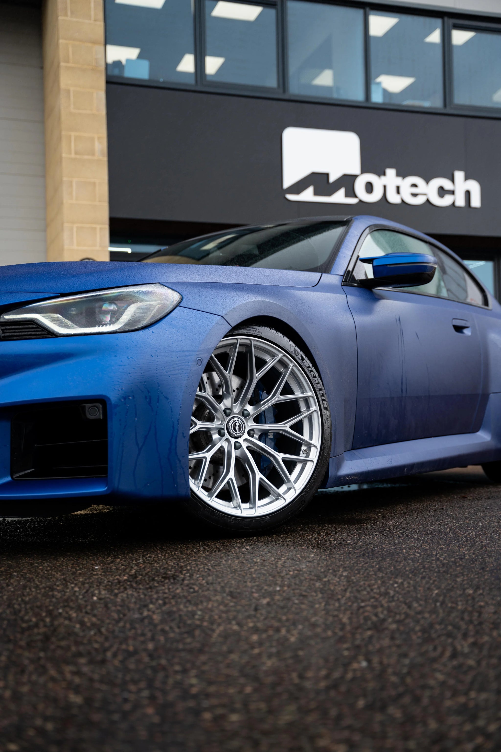 M2 G87 M-WX 20/21" GLOSS POLISHED MOTECH WHEEL