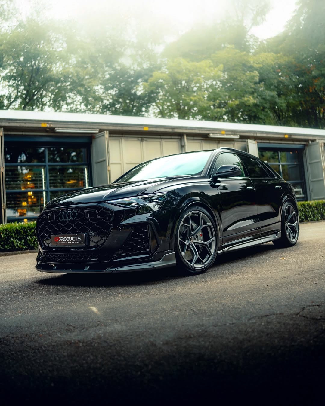 Audi RSQ8 Facelift Carbon Kit