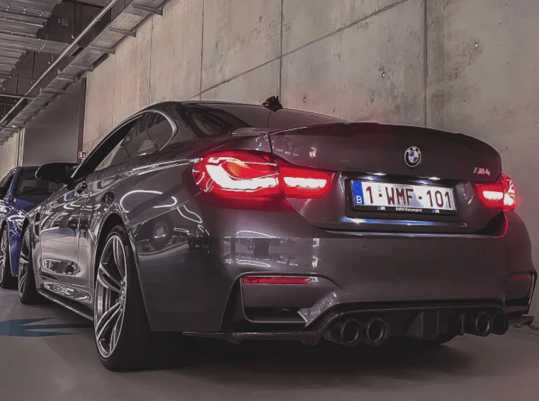 BMW M3/M4 F8x  Carbon Diffusor DTM Style mit licht - CT Design