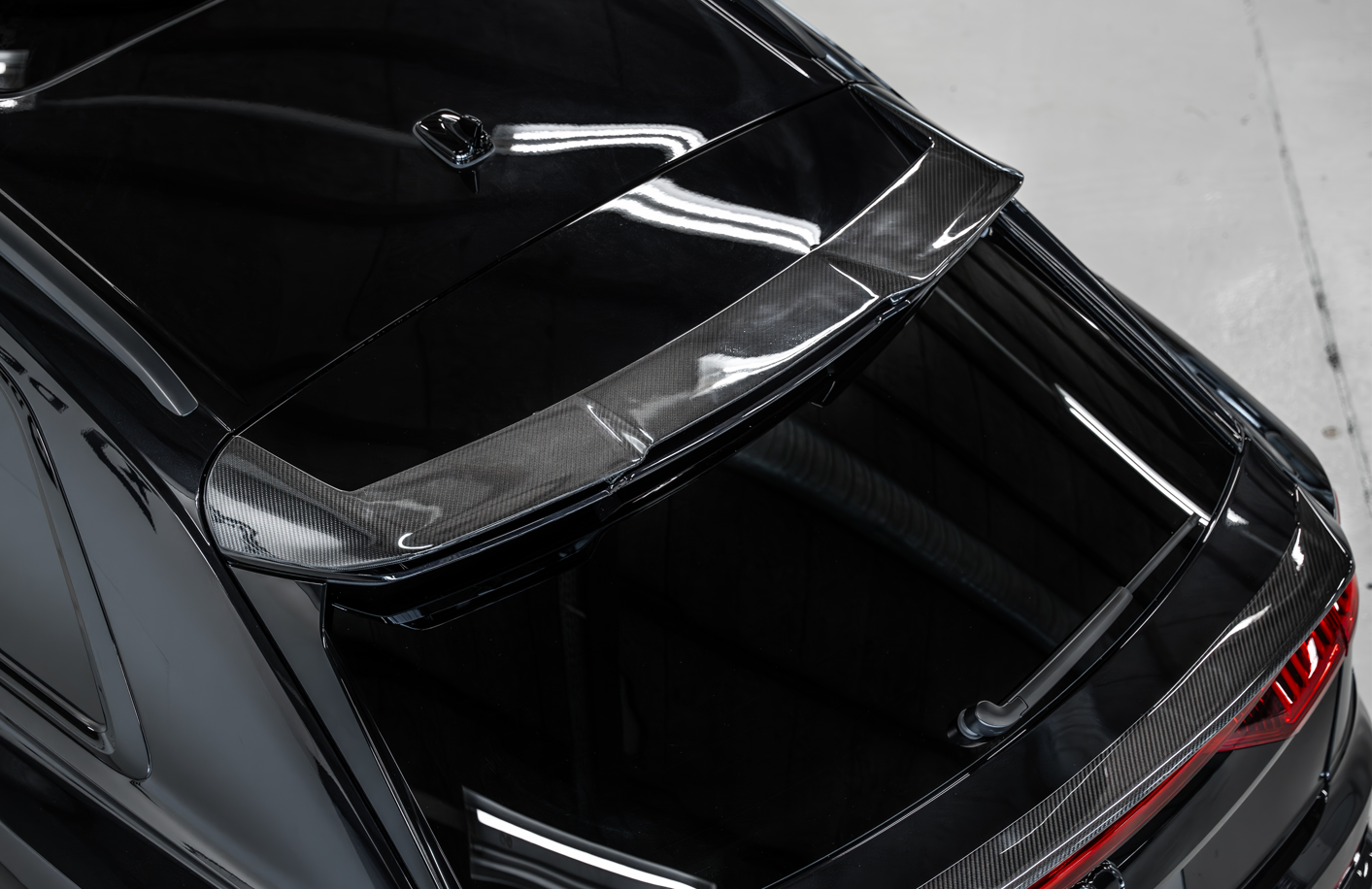 Audi RSQ8 Carbon Dachspoiler