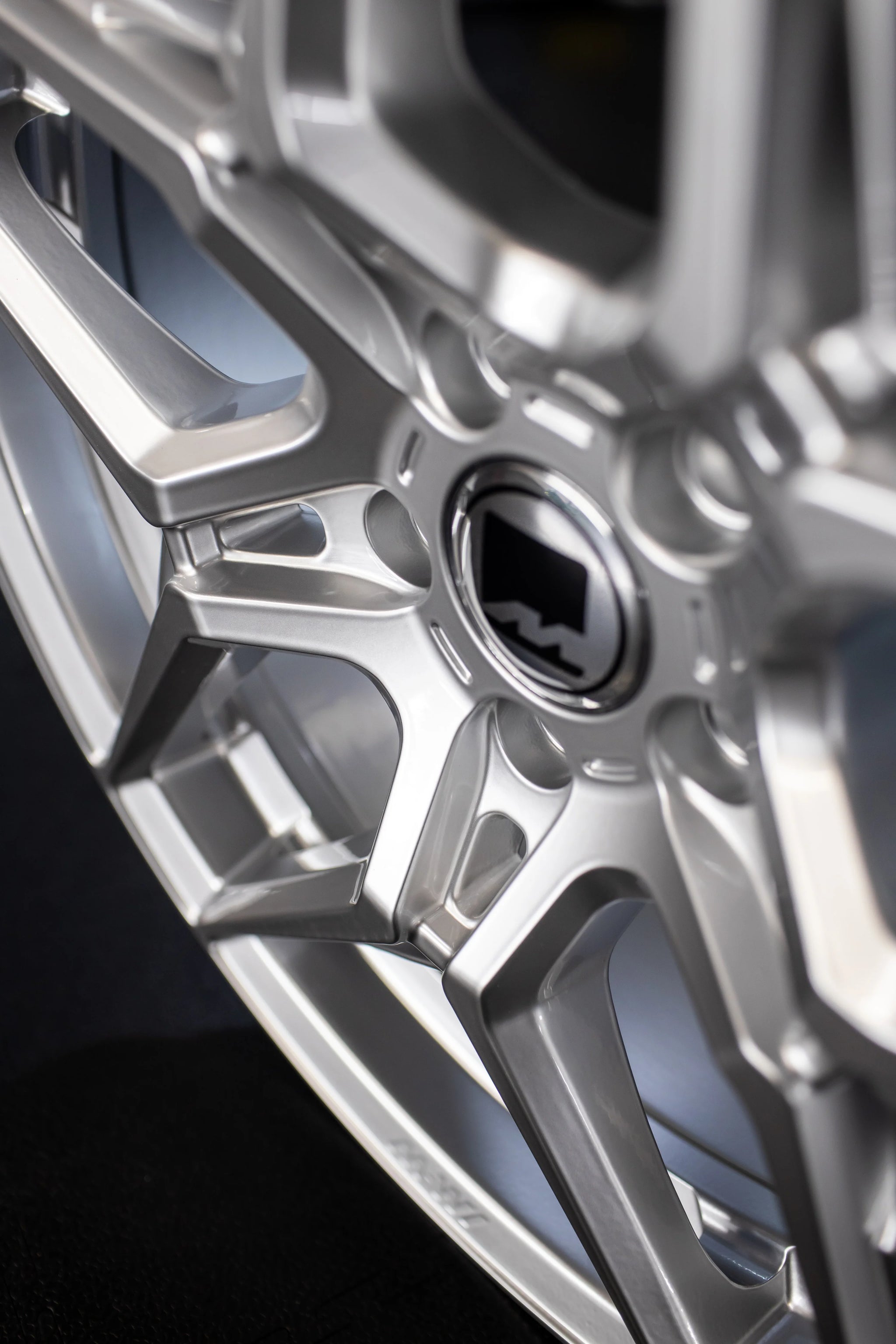 BMW 4er G22/G23/G26 M-W1 19" - Gloss polished Felgen