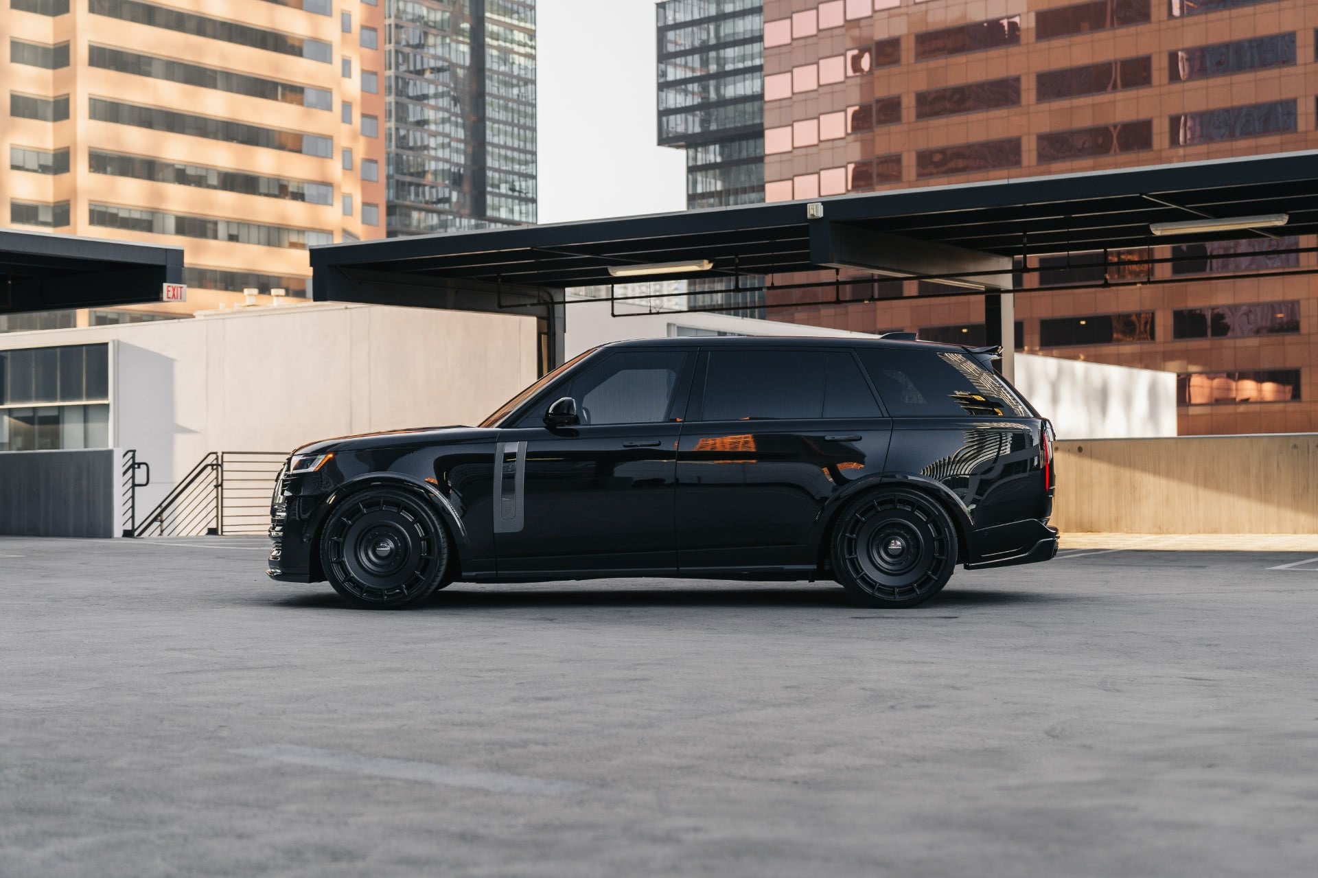 URBAN Widebody Package with Wheels | Range Rover L460 – Deluxury Motors