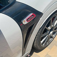 Frontkotflügel mit Lüftungsöffnung aus Carbon – MINI F55 / F56 / F57 / GP3