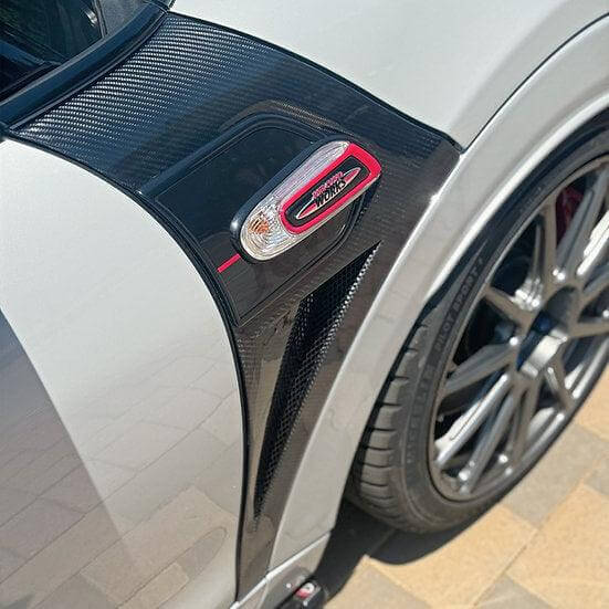 Frontkotflügel mit Lüftungsöffnung aus Carbon – MINI F55 / F56 / F57 / GP3
